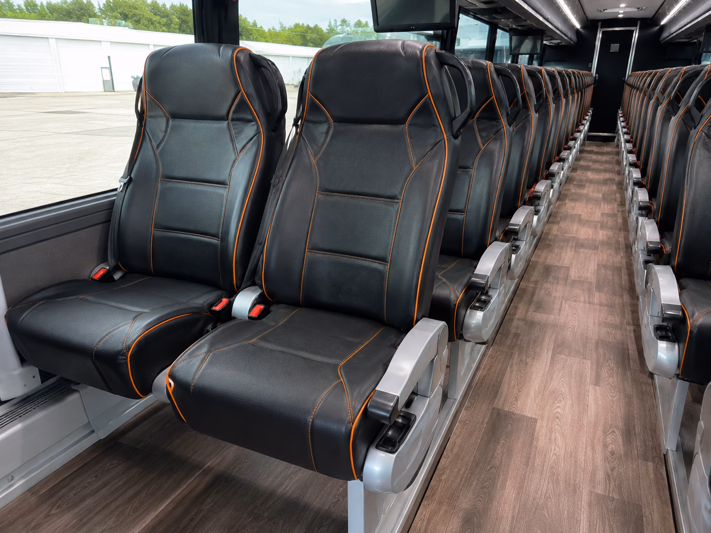 how the distance and duration of your trip affect charter bus rates in irving
