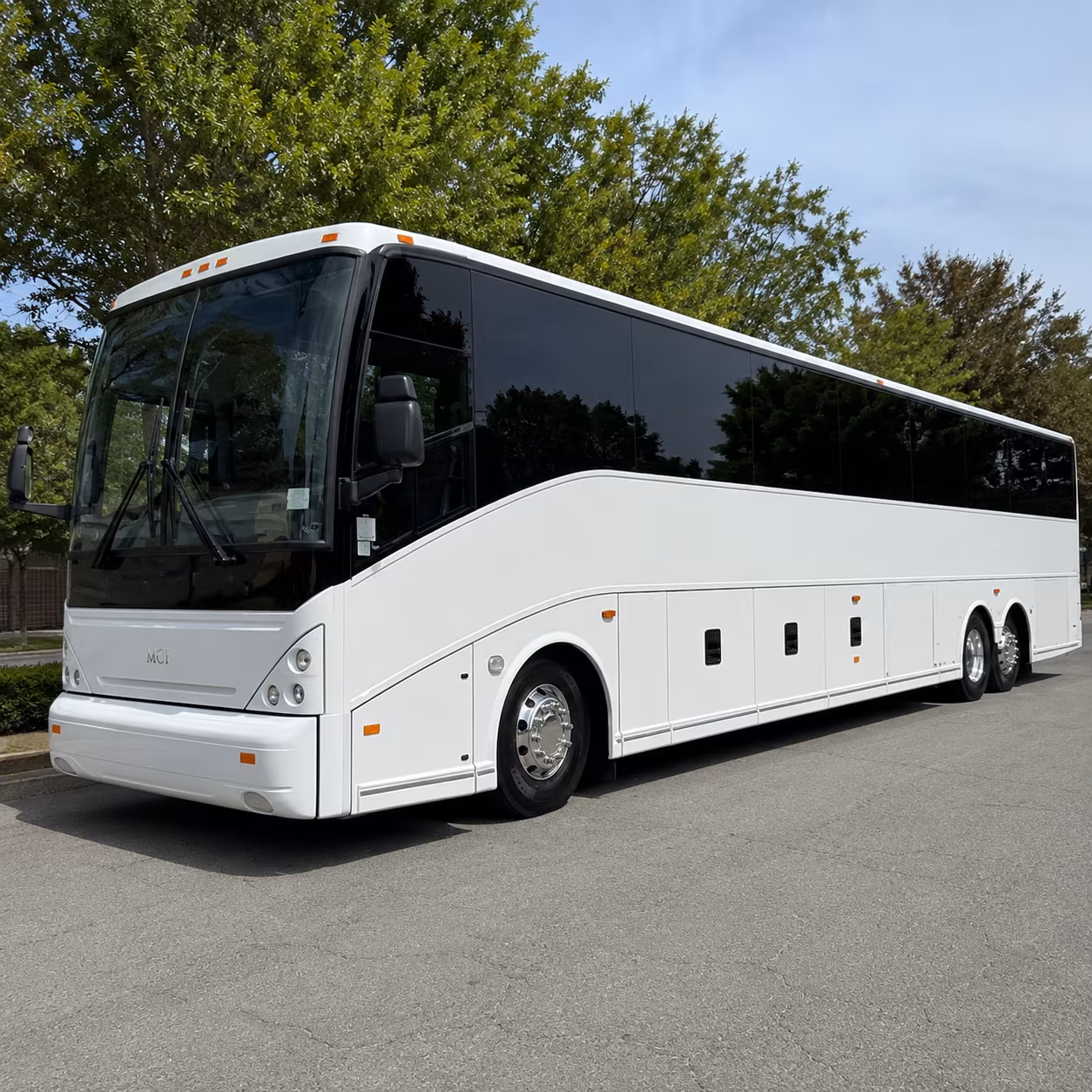 las colinas corporate campus shuttle service to dfw and love field